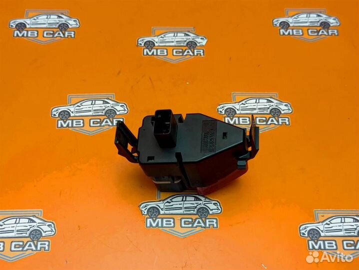 Кнопка аварийной сигнализации w168 A-class 166