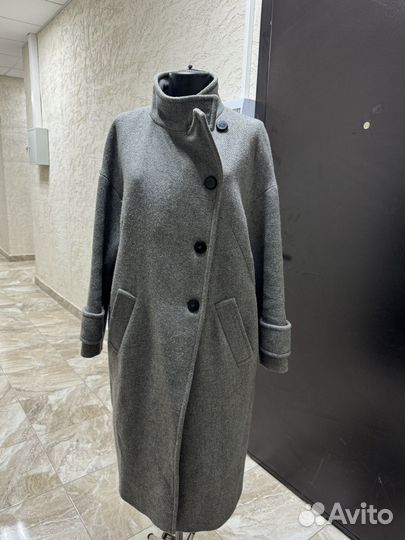 Пальто женское Zara 46/48 размер