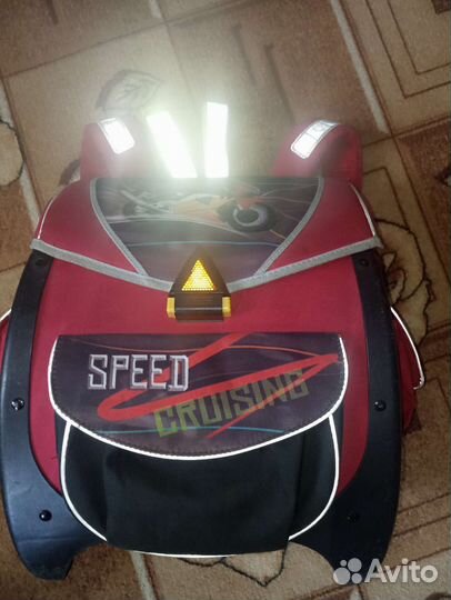 Портфель школьный