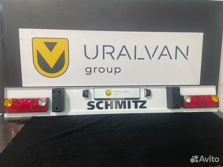Панель задних фонарей Schmitz