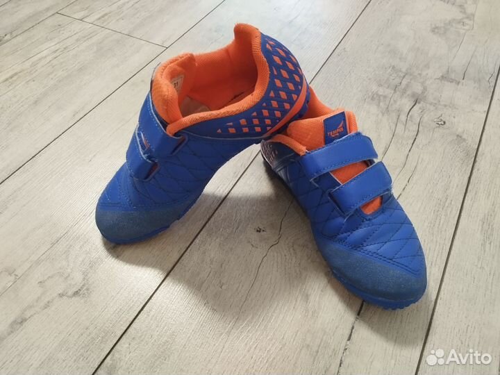 Детские футбольные бутсы 31 размер