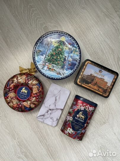 Жестяные коробки