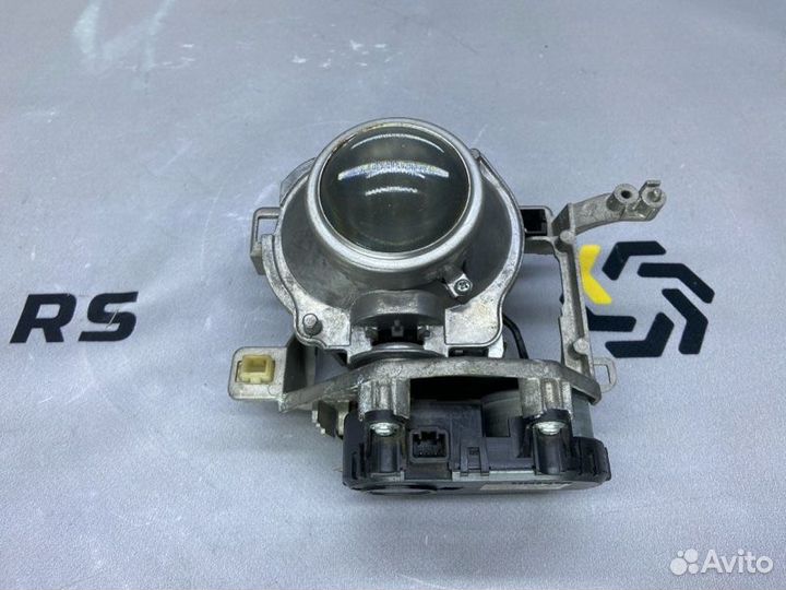 Корректор фар правый Lexus Gs 350