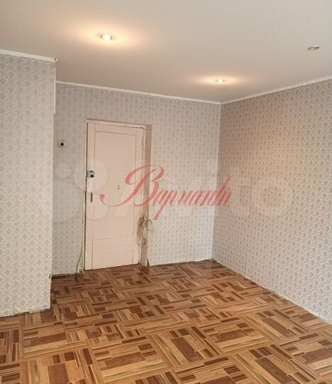 Комната 18 м² в 9-к., 3/5 эт.