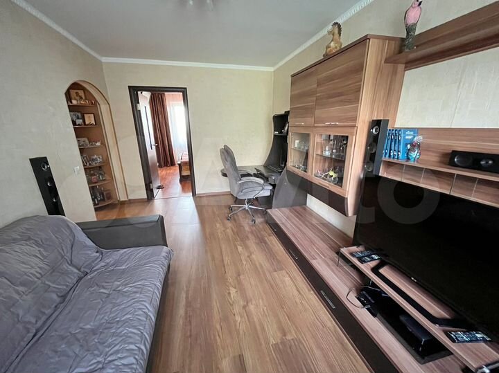 3-к. квартира, 55 м², 3/9 эт.