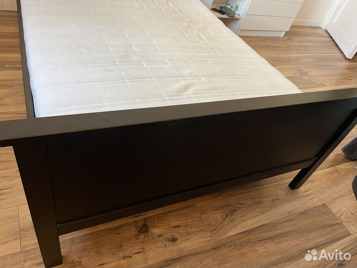 Кровать IKEA Hemnes 120x200