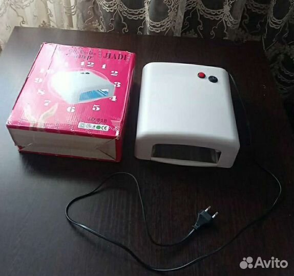 Лампа для ногтей