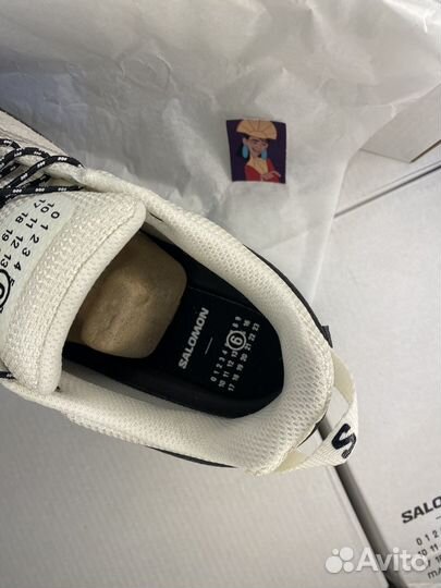 Кроссовки Salomon x MM6 белые в наличии
