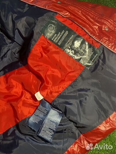 Tommy hilfiger пуховик