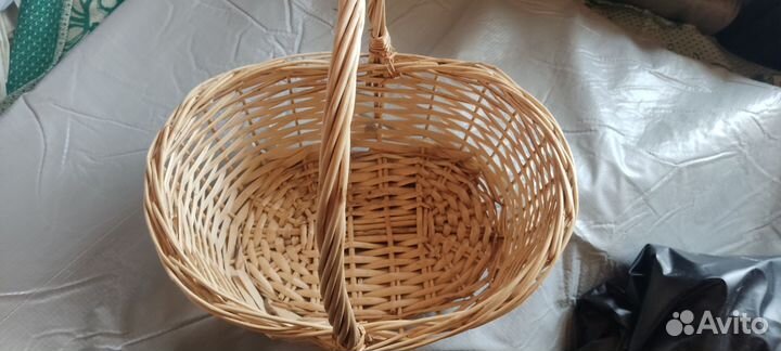 Корзина плетеная
