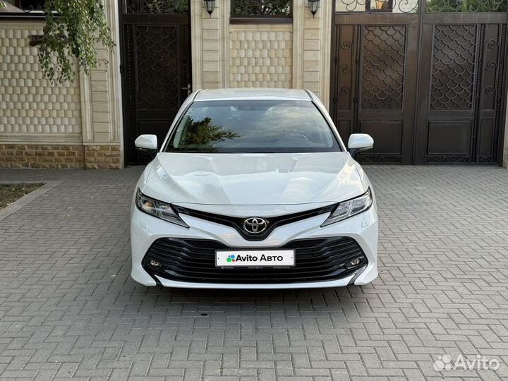 Toyota Camry 2.5 AT, 2019, 60 500 км