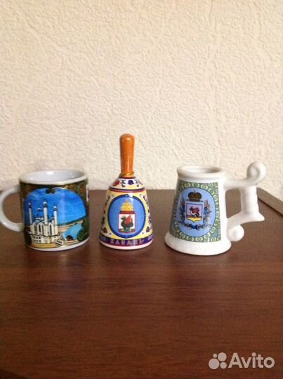 Сувенирные чашечки и колокольчик Казань