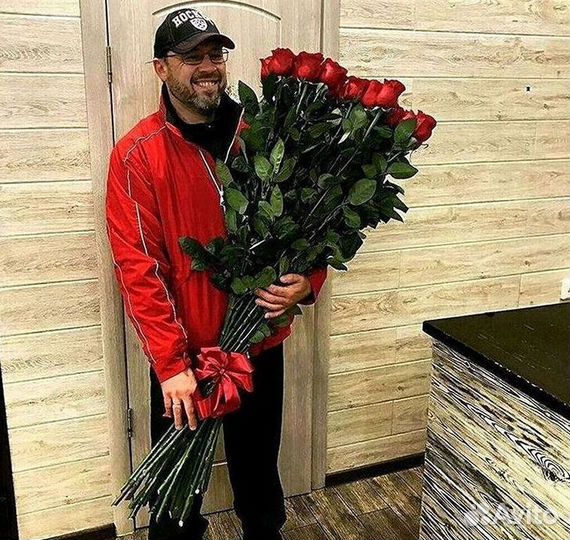 Высокие розы Доставка цветов