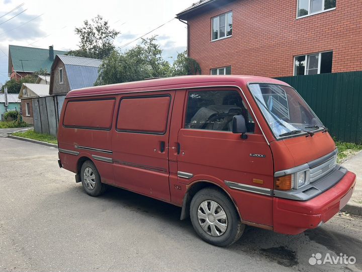Mazda Bongo 2.0 МТ, 1993, битый, 230 000 км