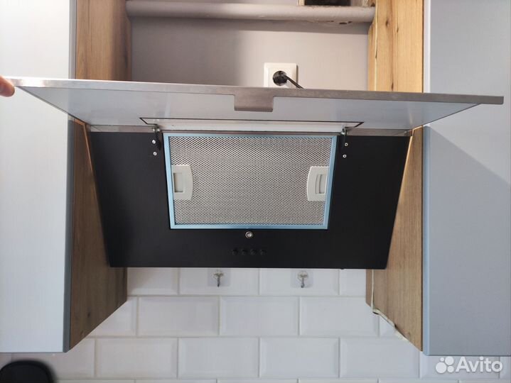 Вытяжка для кухни 60 см бу