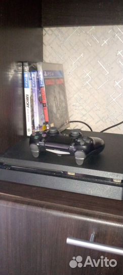 Sony PlayStation 4