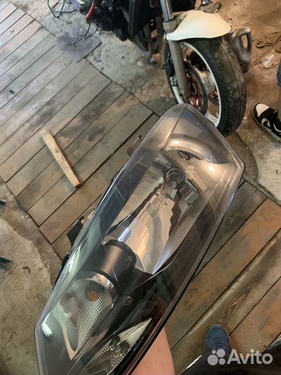 Фара передняя левая на volkswagen polo