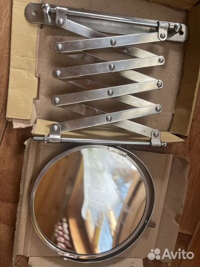 Зеркало настенное двустороннее, с увеличением