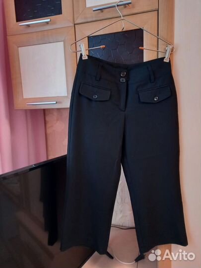 Брюки-капри