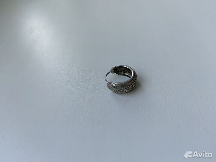 Одна серьга серебро одиночная