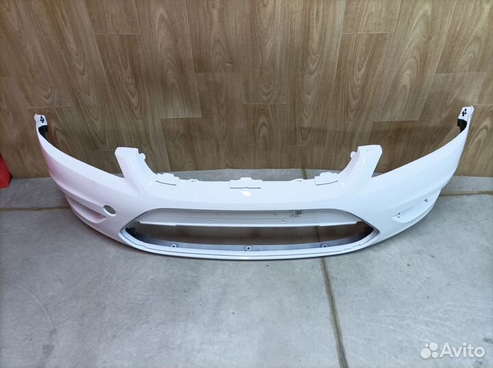 Бампер передний Ford Focus 2 2004-2011