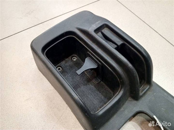 Консоль центральная Mitsubishi Pajero iO 1998-2007