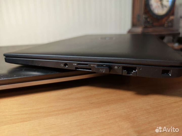 Dell Latitude7390 i5 8gb 256gb FullHD