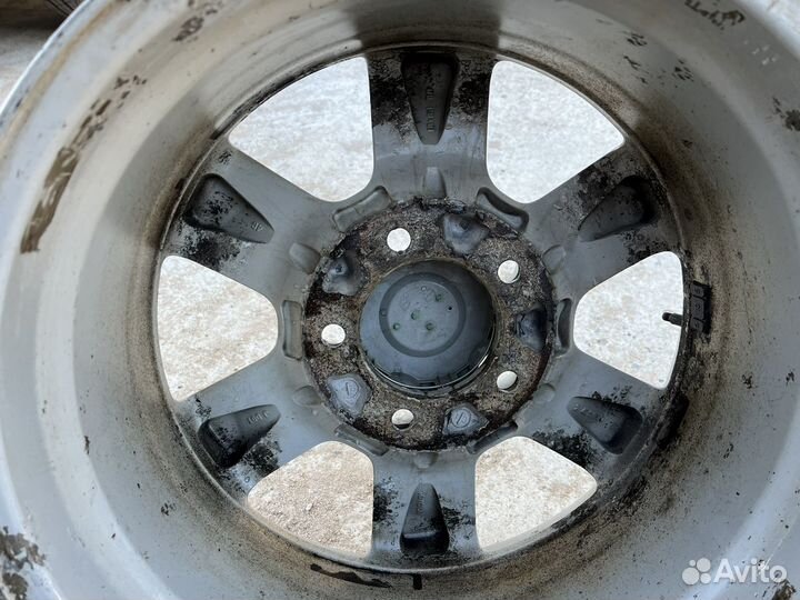 Продам комплект оригинального литья