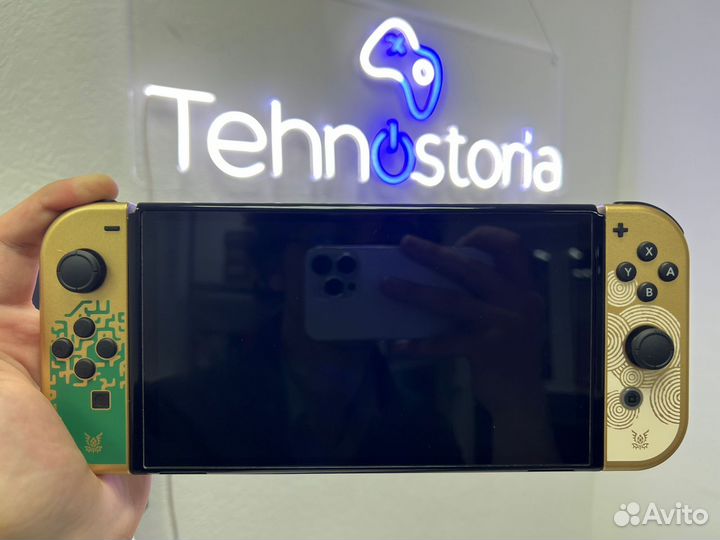 Приставка Nintendo Switch oled 64GB Zelda Edition