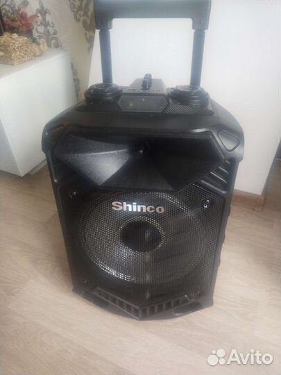 Новая Блютуз колонка брак