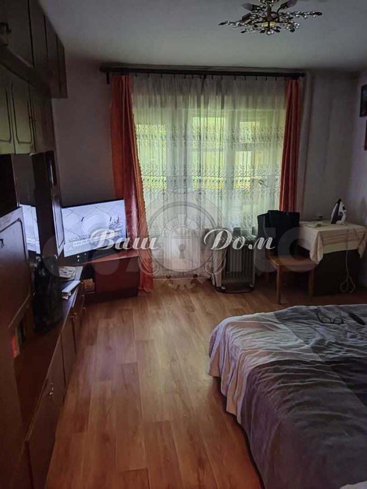 2-к. квартира, 50 м², 1/2 эт.