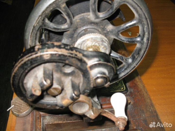 Машинка швейная gritzner