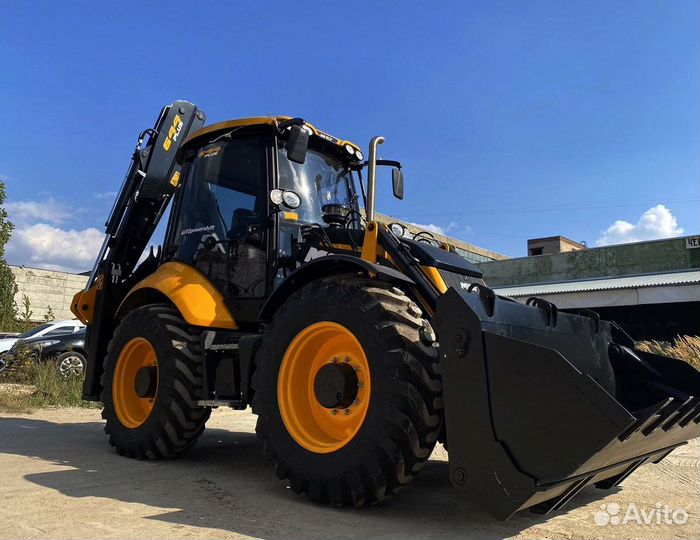 Экскаватор-погрузчик MST M644 S, 2024