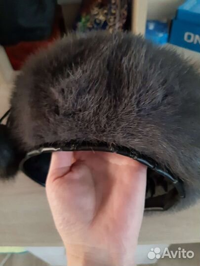 Норковые шапки,песцовый воротник