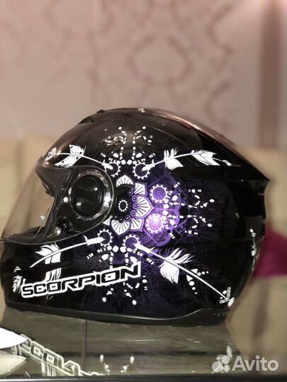 Мотошлем женский scorpion