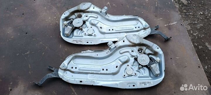 Задний стеклоподъемник Киа Церато 2