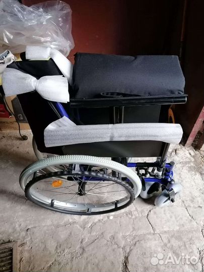 Инвалидная коляска новая