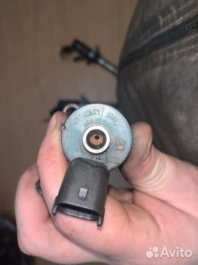 Форсунка дизельная электрическая Focus II 2005