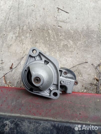Запчасть стартер на Нисан note E11
