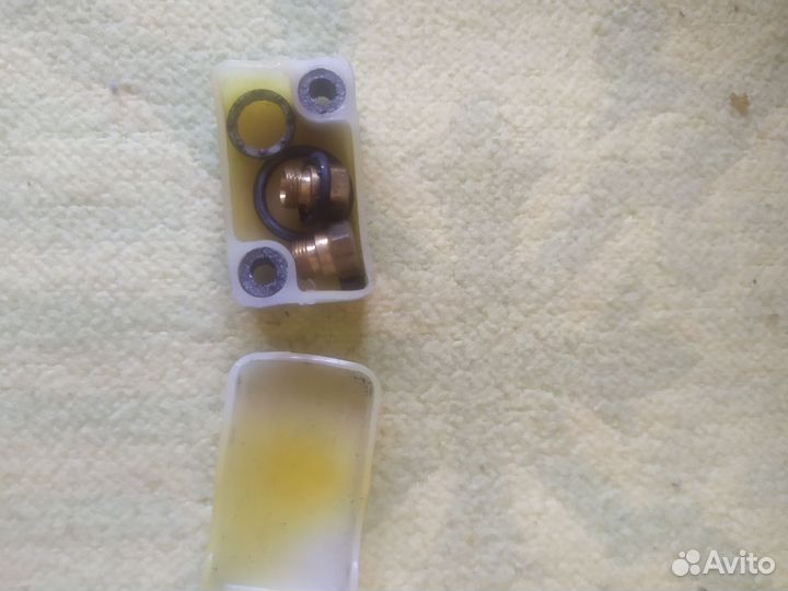 Швейная машина Белка