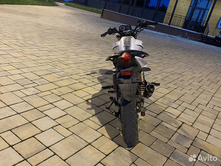 Stels flame 200