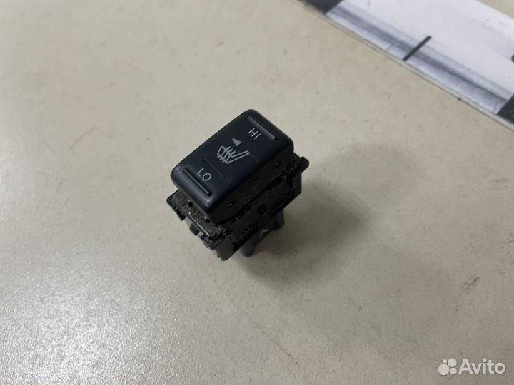 Кнопка обогрева сидений Nissan X-Trail T31 2007-20