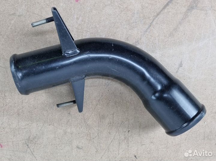 Mitsubishi L200 06-15 воздуховод интеркулера новый