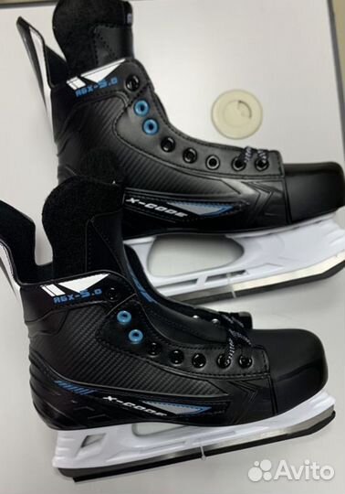 Коньки хоккейные новые 41-42 размер
