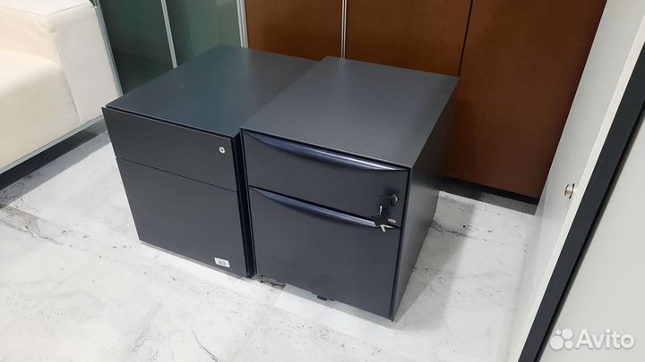 Тумбы, инструментальные металл Knoll