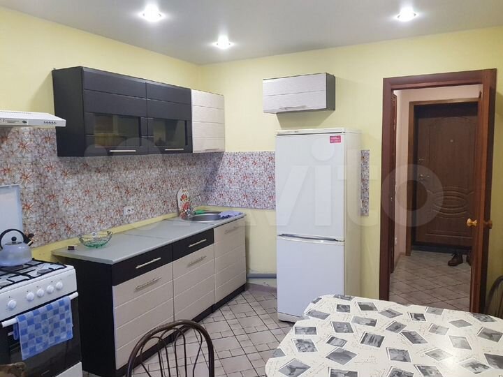 1-к. квартира, 42 м², 2/10 эт.