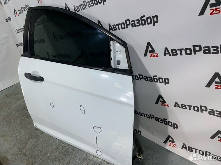 Дверь передняя правая Ford Focus 3