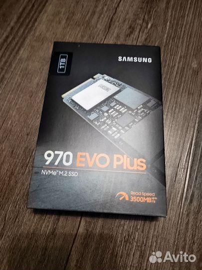 SSD диск Samsung 970 EVO Plus M.2 MZ-V7S1T0BW 1 Тб