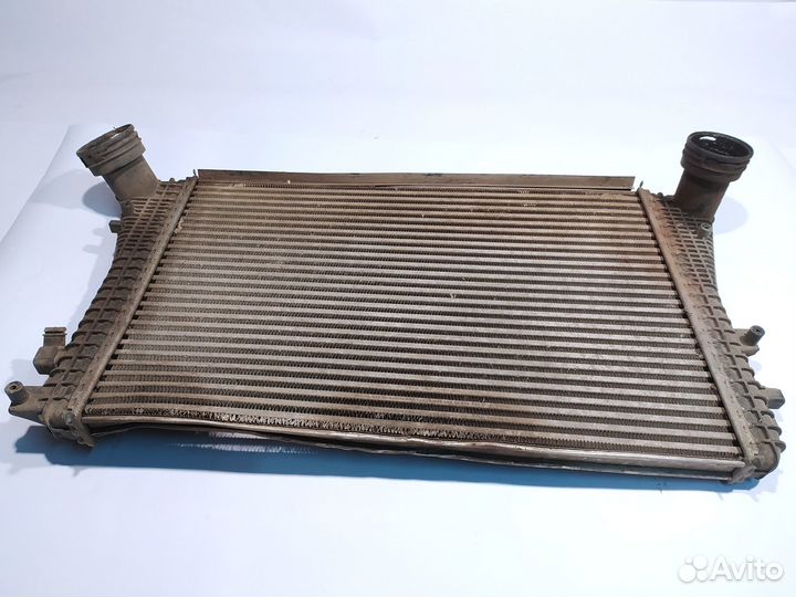 Интеркулер на Volkswagen Golf 5