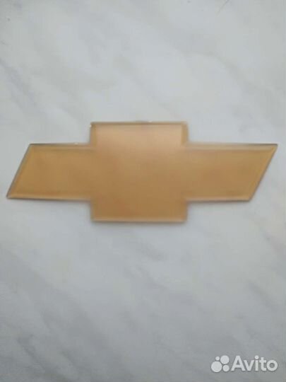 Планка на логотип chevrolet